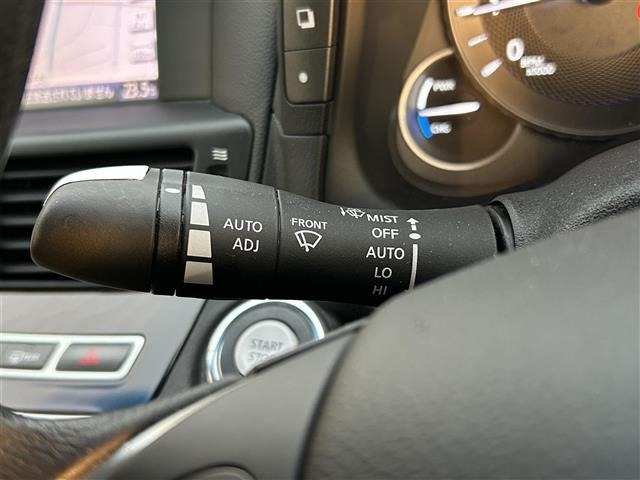 Nissan FUGA 2013 7981773-1