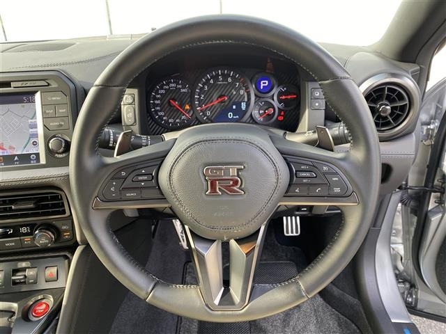 Nissan GT-R 2024 7976934-17