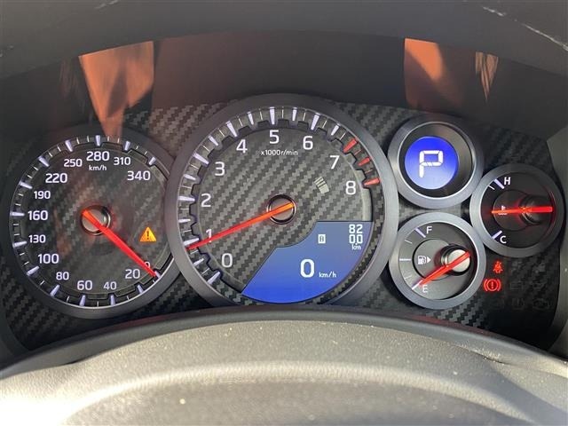 Nissan GT-R 2024 7976934-18