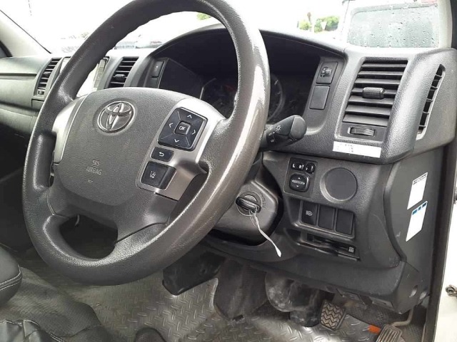 Toyota HIACE VAN 2020 7983188-9
