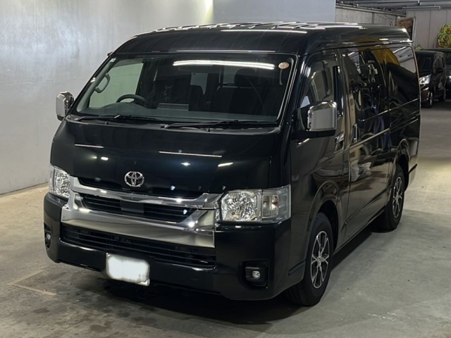 Toyota HIACE VAN 2026 7983195-0