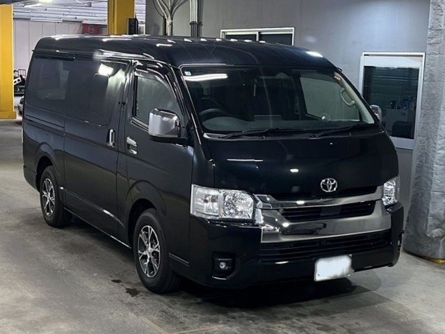 Toyota HIACE VAN 2026 7983195-4