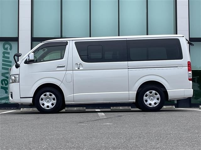 Toyota HIACE VAN 2023 7983330-10