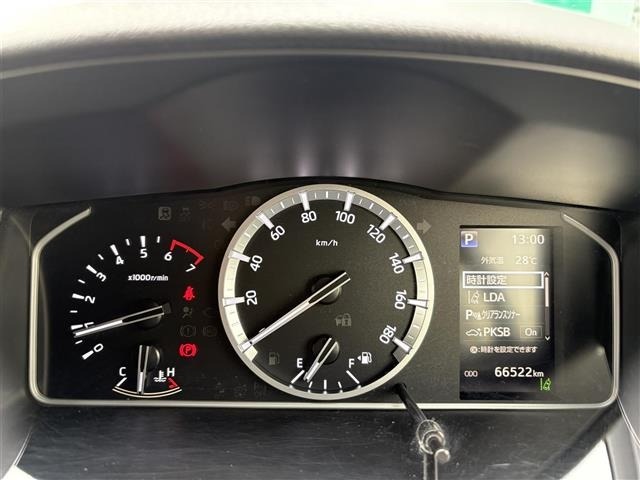Toyota HIACE VAN 2023 7983330-19