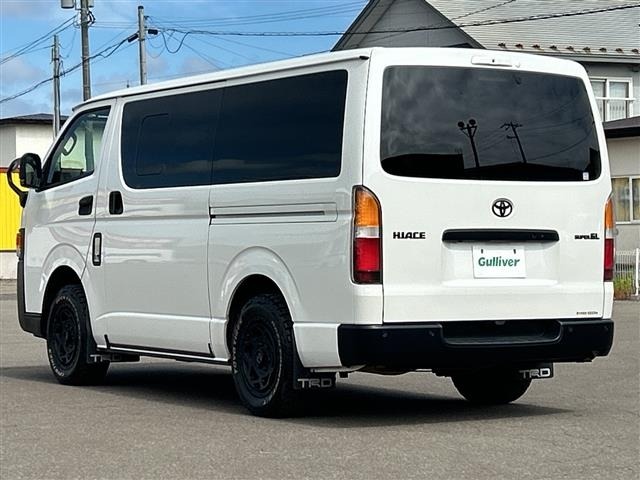 Toyota HIACE VAN 2024 7983360-13