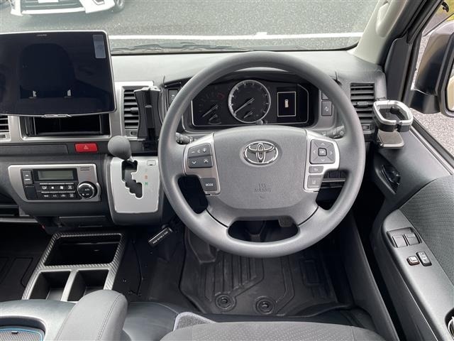 Toyota HIACE VAN 2025 7983366-16