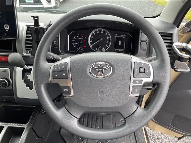 Toyota HIACE VAN 2025 7983366-17