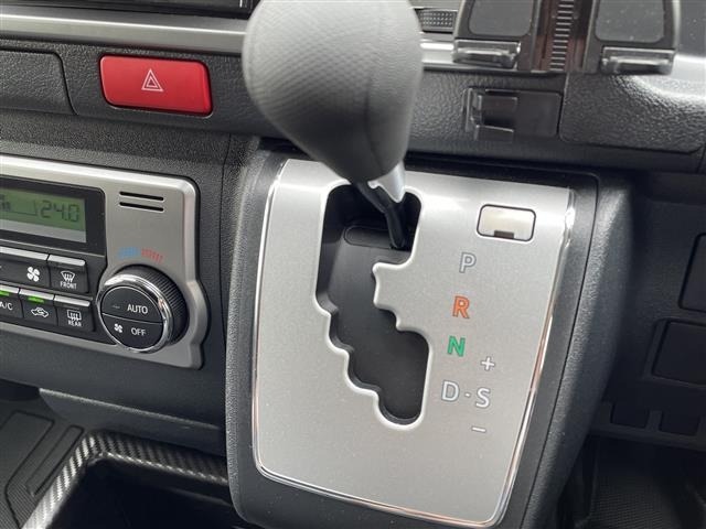 Toyota HIACE VAN 2025 7983366-9