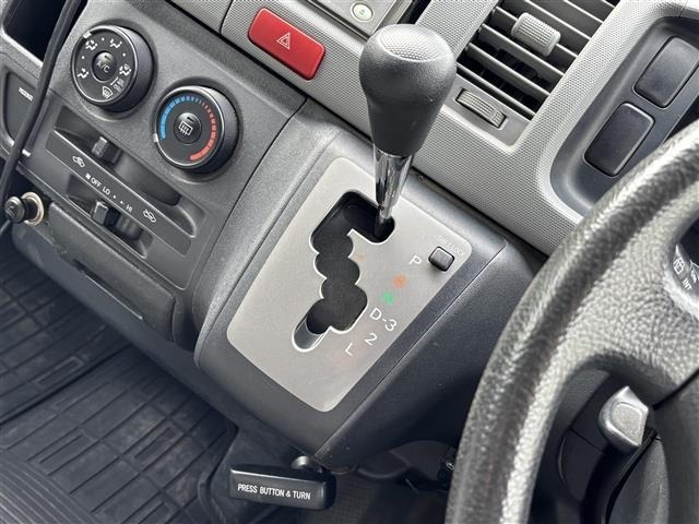 Toyota HIACE VAN 2005 7983377-5