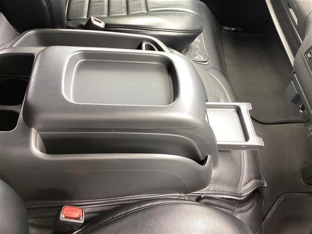 Toyota HIACE VAN 2023 7983378-22