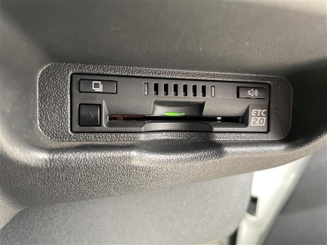 Toyota HIACE VAN 2023 7983390-16