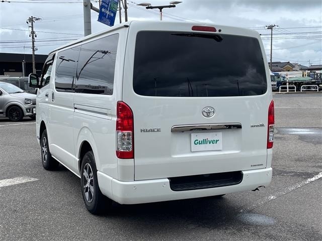 Toyota HIACE VAN 2023 7983390-20