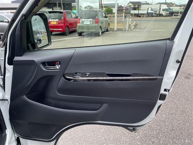 Toyota HIACE VAN 2023 7983390-8