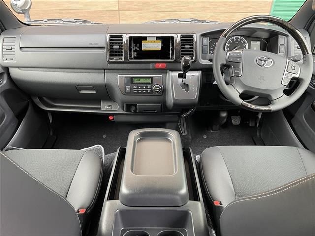 Toyota HIACE VAN 2025 7983391-14