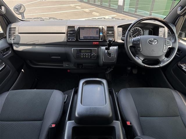 Toyota HIACE VAN 2023 7983396-14