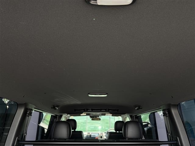 Toyota HIACE VAN 2023 7983396-20