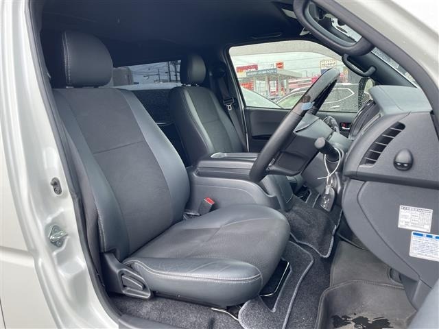Toyota HIACE VAN 2023 7983408-12