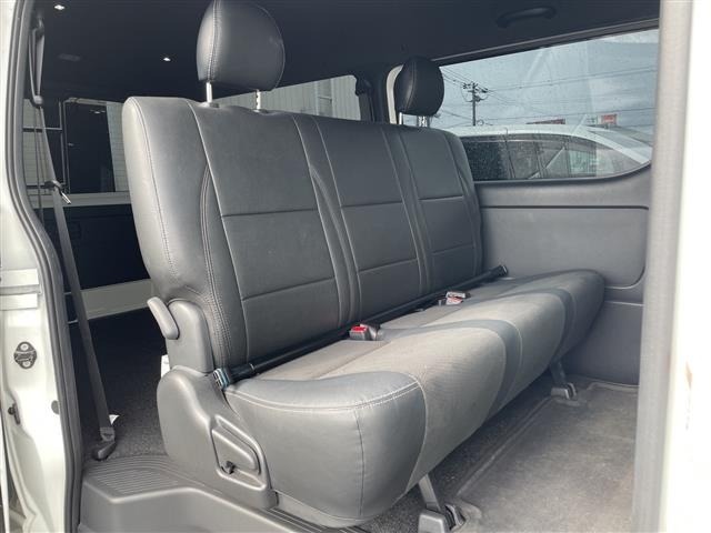 Toyota HIACE VAN 2023 7983408-22