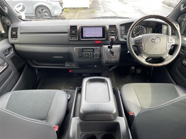 Toyota HIACE VAN 2023 7983408-9