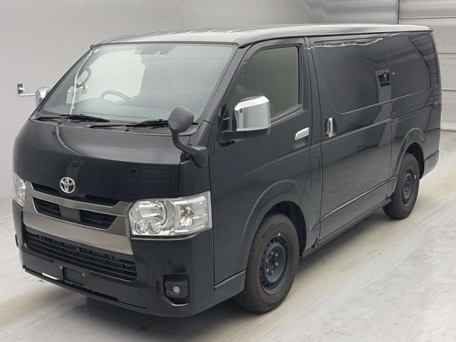 Toyota HIACE VAN 2025 7983411-0