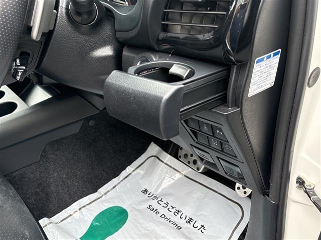 Toyota HILUX 2023 7972432-11