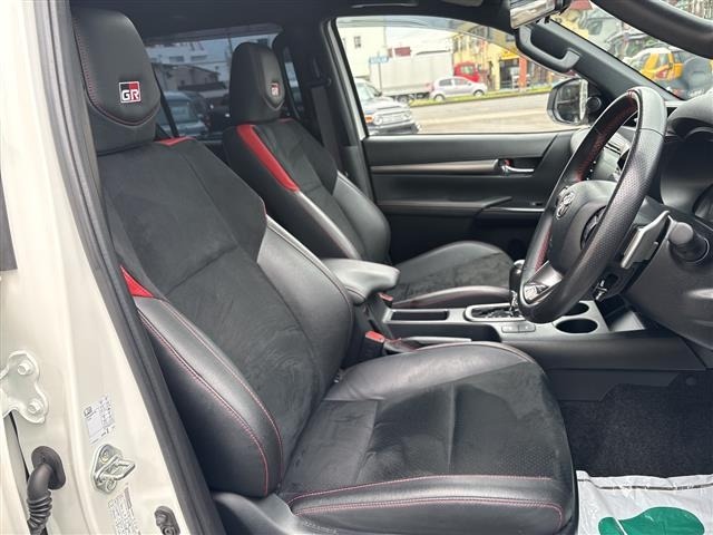 Toyota HILUX 2023 7972432-12