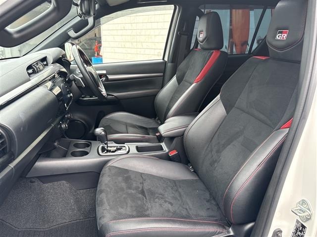 Toyota HILUX 2023 7972432-20