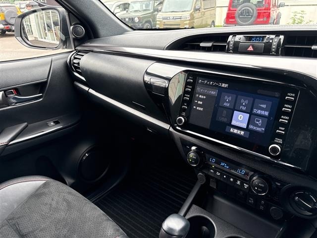 Toyota HILUX 2023 7972432-8
