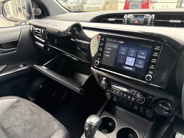 Toyota HILUX 2023 7972432-9