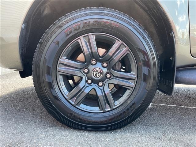 Toyota HILUX 2023 7972469-11