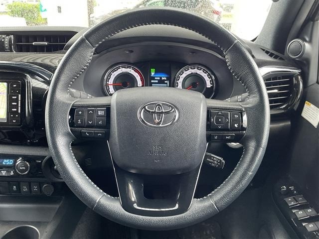 Toyota HILUX 2020 7972499-17
