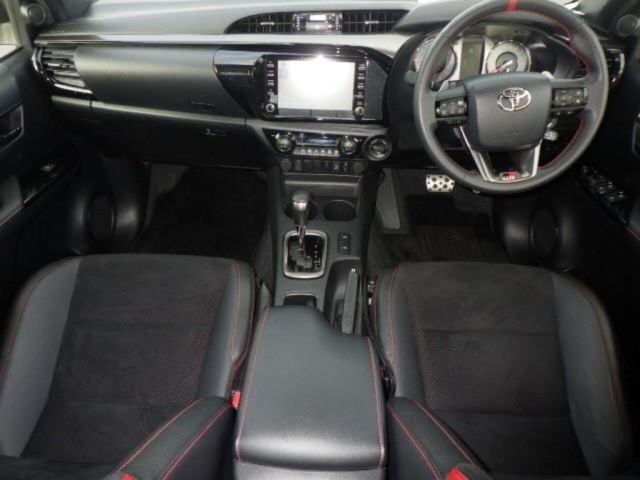 Toyota HILUX 2022 7972562-3