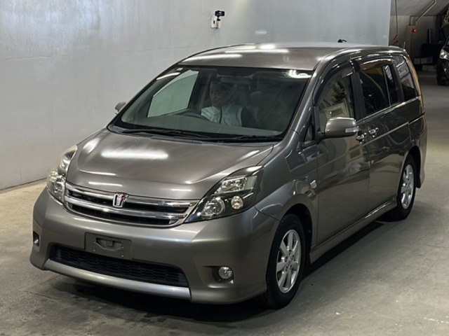 Toyota ISIS 2009 7966976-0