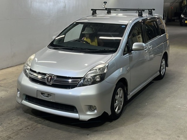 Toyota ISIS 2013 7966979-0