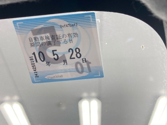 Toyota ISIS 2015 7966986-6