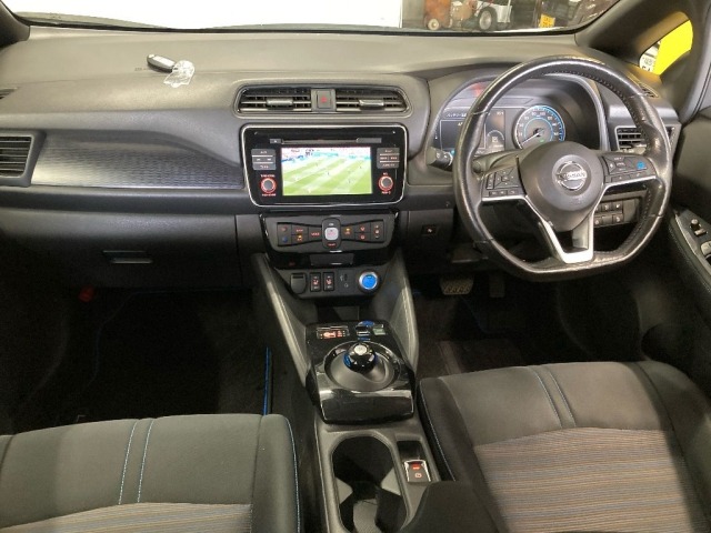 Nissan LEAF 2018 7982841-3