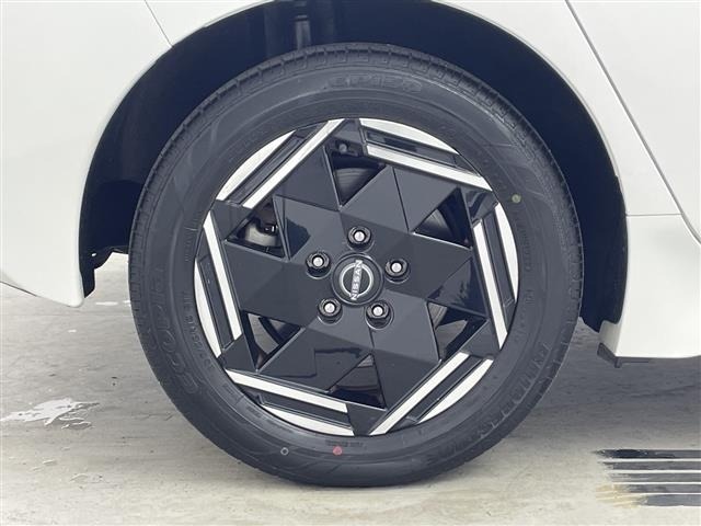 Nissan LEAF 2022 7982848-7