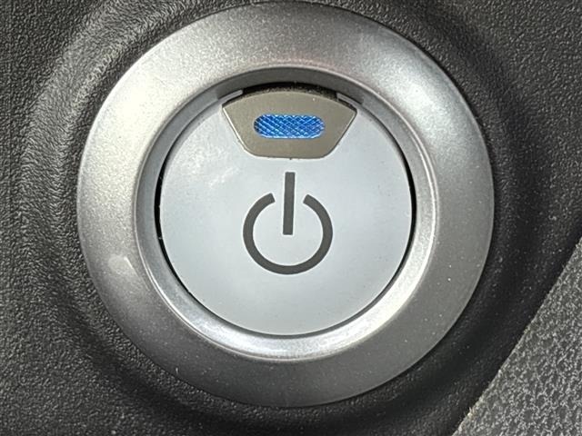 Nissan LEAF 2017 7982855-4