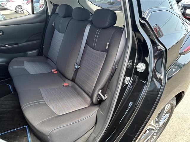 Nissan LEAF 2021 7982856-10