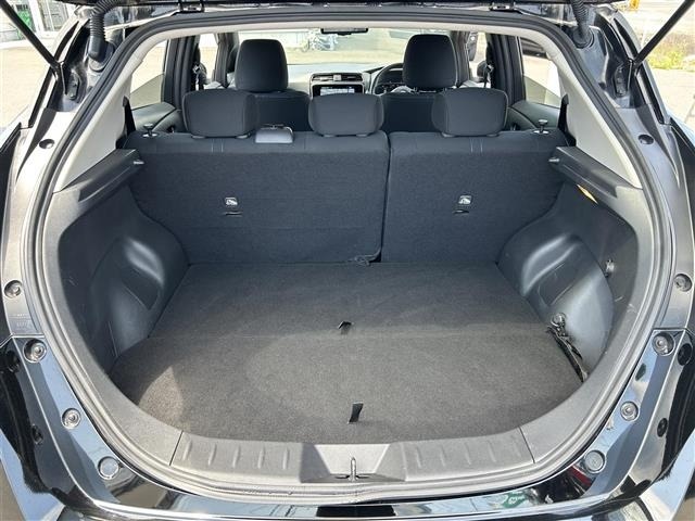 Nissan LEAF 2021 7982856-12