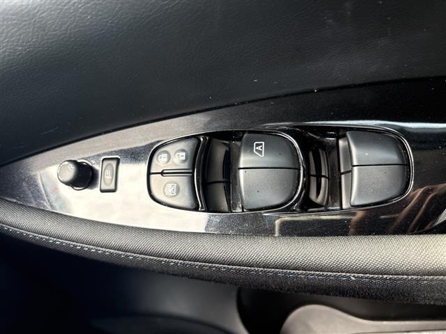 Nissan LEAF 2018 7982863-21