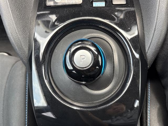 Nissan LEAF 2018 7982863-4
