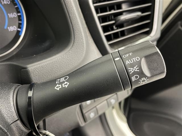 Nissan LEAF 2019 7982864-10