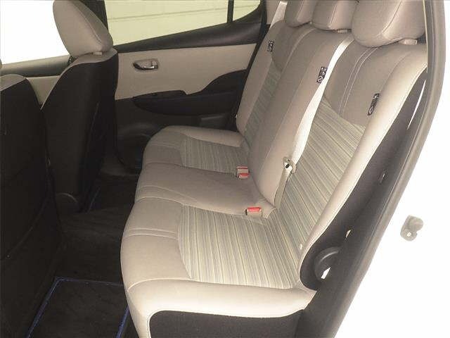 Nissan LEAF 2018 7982910-7