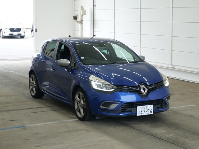 Renault LUTECIA 2018 7969447-0