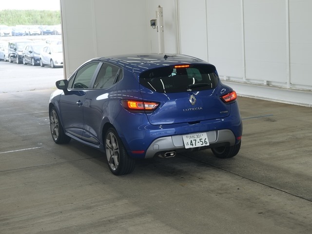 Renault LUTECIA 2018 7969447-1