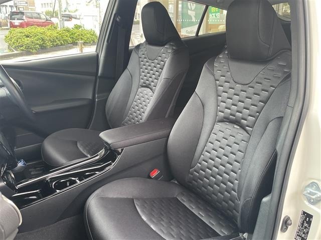 Toyota PRIUS PHV 2018 7981729-6