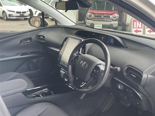 Toyota PRIUS PHV 2018 7981729-9