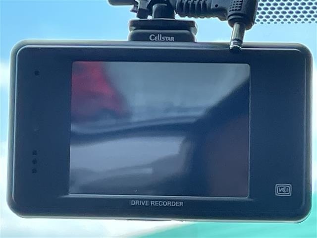 Toyota PRIUS PHV 2017 7981730-17