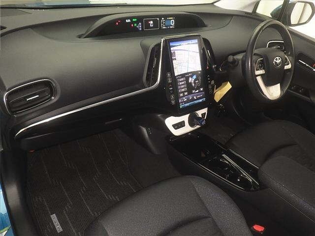 Toyota PRIUS PHV 2017 7981745-4